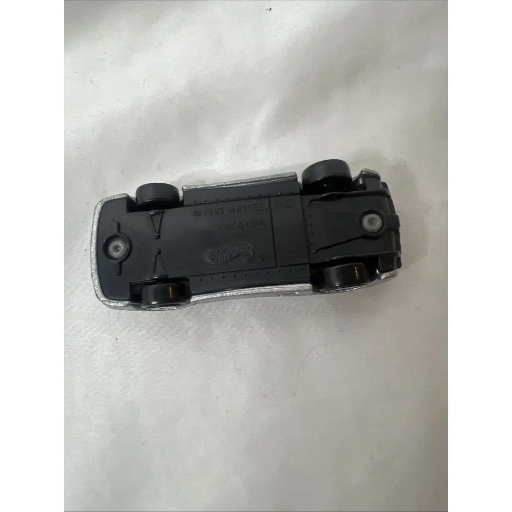 Vintage Hot Wheels 1992 Jaguar Die Cast Sports Car Toy Silver‎ Malaysia